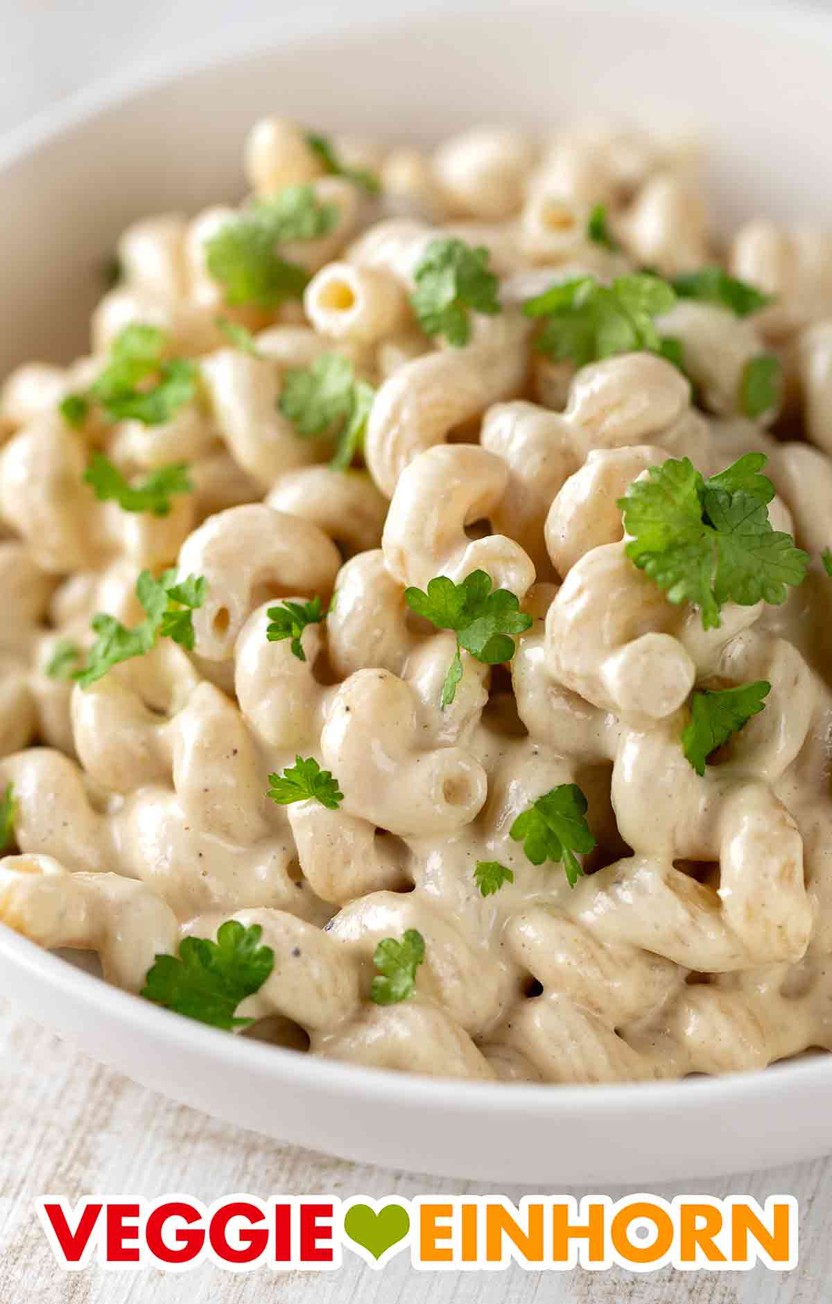 Nudeln mit veganer Cashewsauce mit Tahini Nudeln mit veganer Soße aus Cashews und Tahini