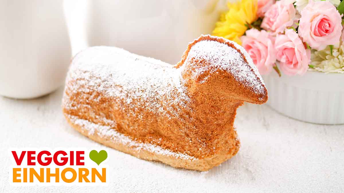Saftiger veganer Osterlamm Kuchen Veganes Osterlamm ohne Ei