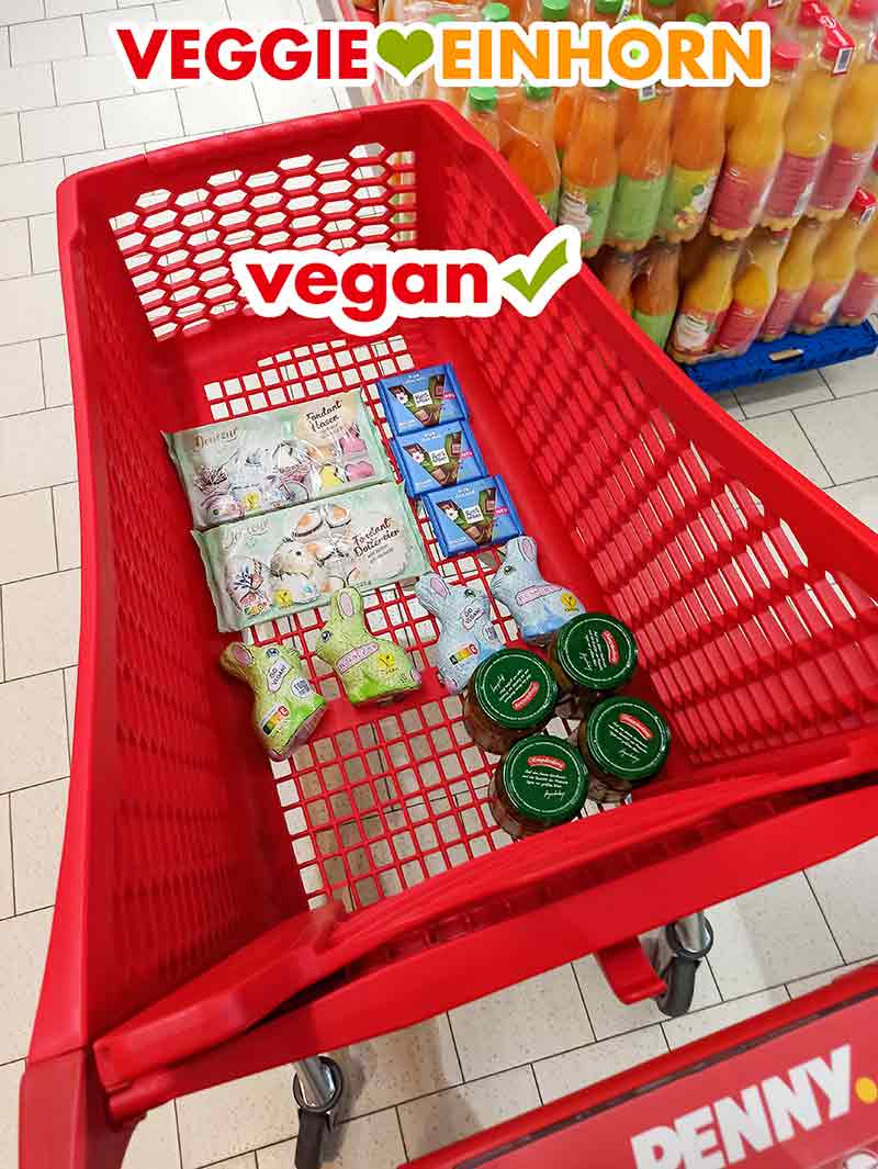 Penny Einkaufswagen mit veganen Süßigkeiten für Ostern und Osterhasen Einkaufswagen mit veganen Fondant Süßigkeiten für Ostern, Osterhasen und veganer Ritter Sport