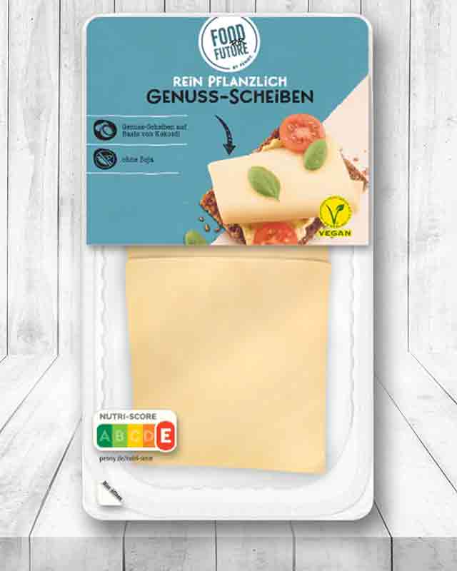 Eine Packung vegane Genuss-Scheiben von Penny