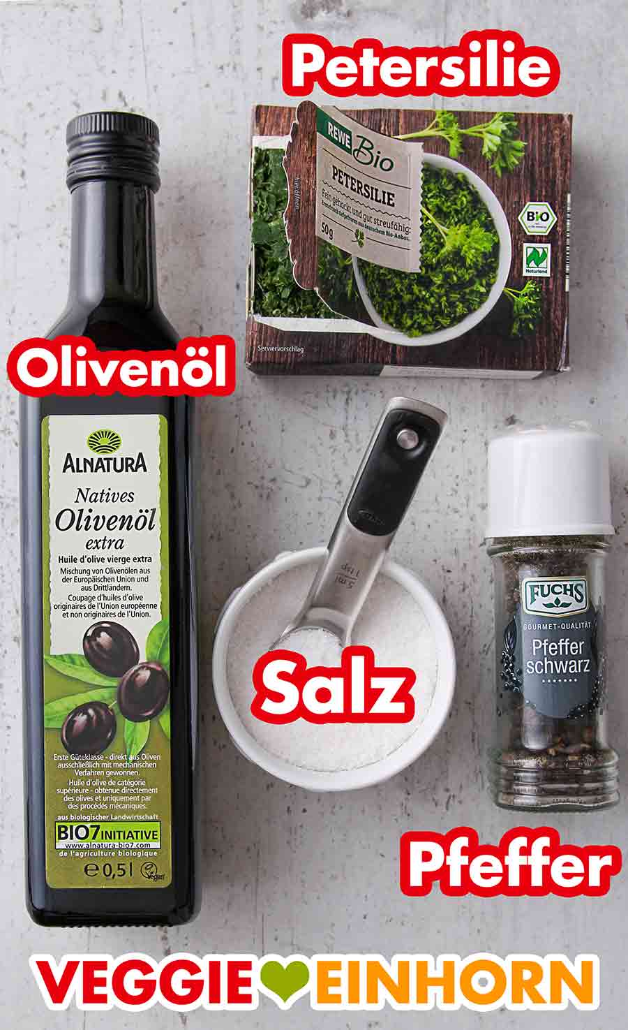 Alnatura Olivenöl, TK Petersilie von Rewe Bio, Salz und Pfeffer von Fuchs Olivenöl, Petersilie, Salz und schwarzer Pfeffer
