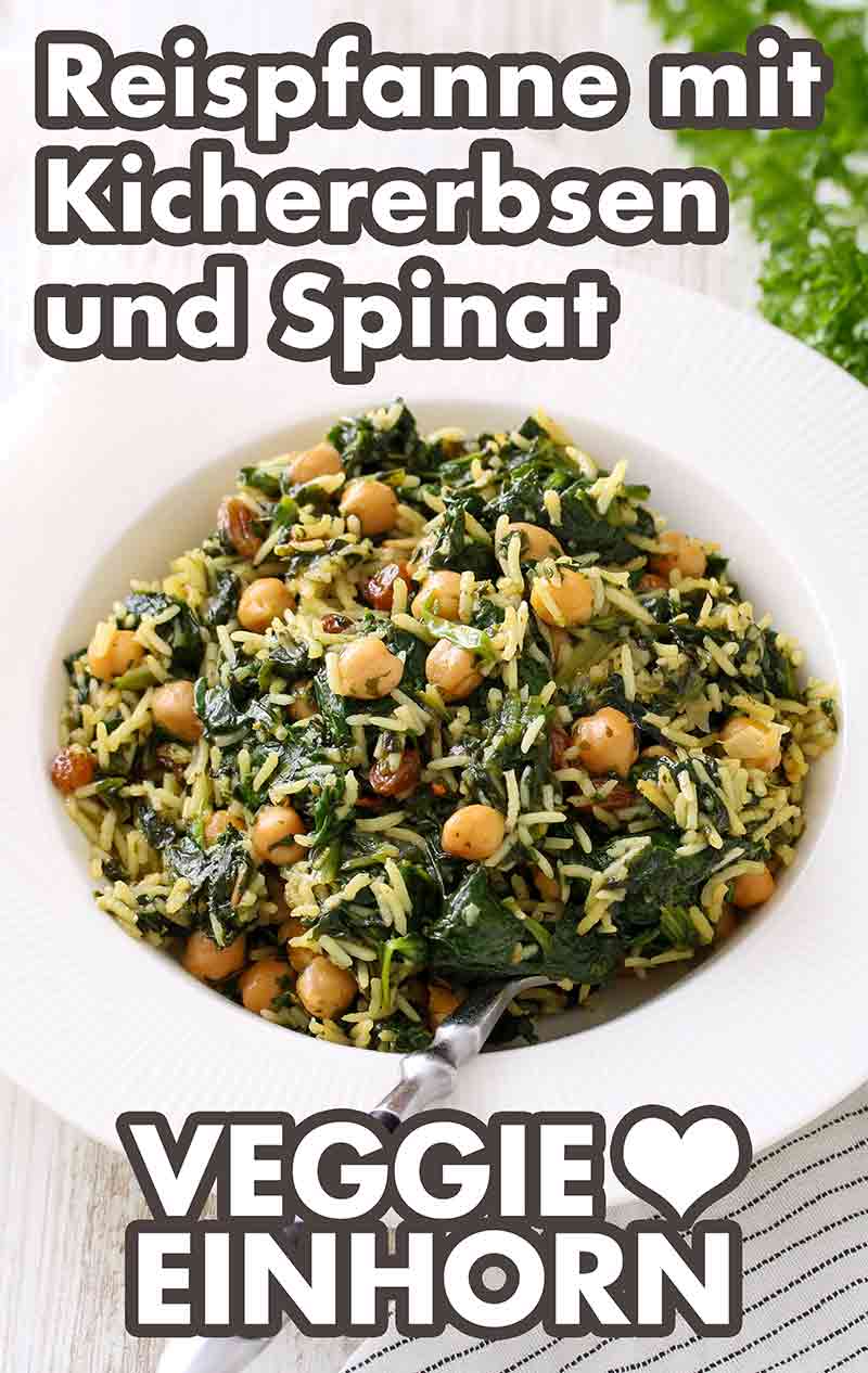 Das Rezept ist einfach und schnell. Reispfanne mit Kichererbsen und Spinat auf einem Teller