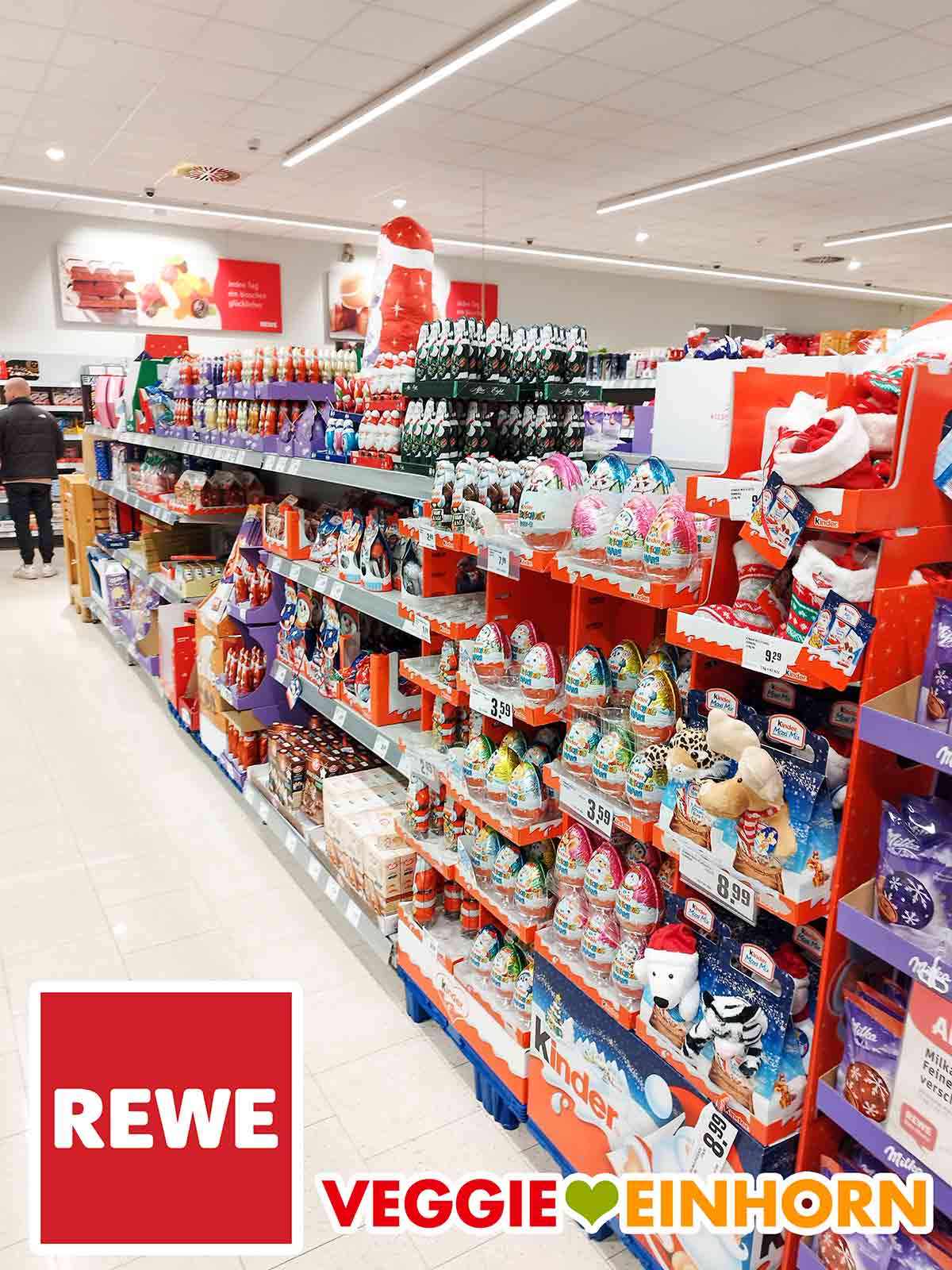 Nicht alle Weihnachtssüßigkeiten bei REWE sind vegan. Weihnachtssüßwaren im Rewe 2022