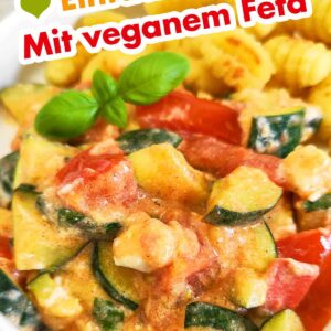 Rezept für vegane Zucchini Tomaten Pfanne mit veganem Feta