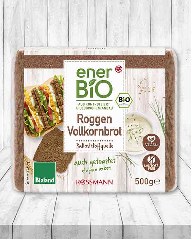 Eine Packung veganes Roggenvollkornbrot von Rossmann
