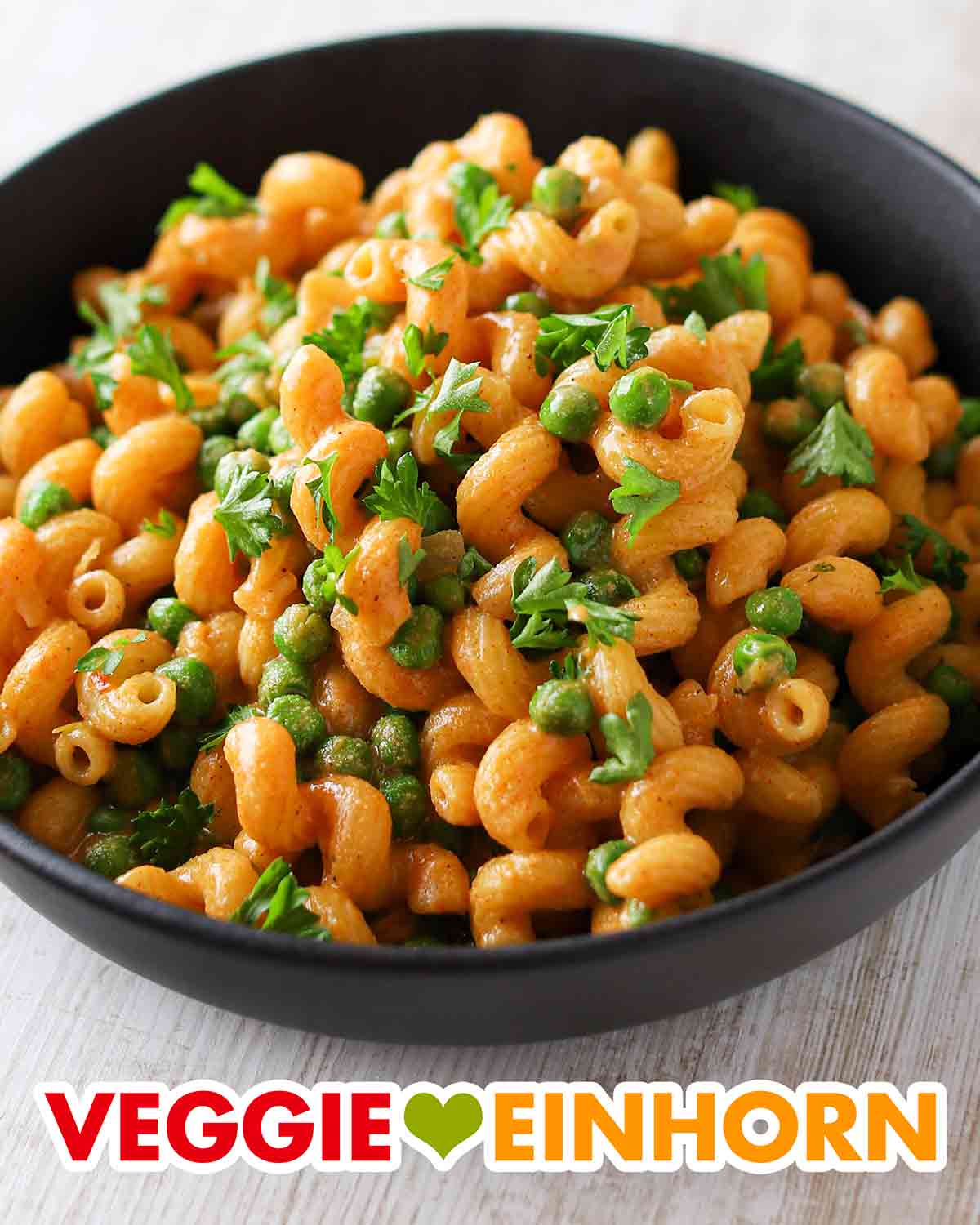Vegane One Pot Pasta mit Erbsen