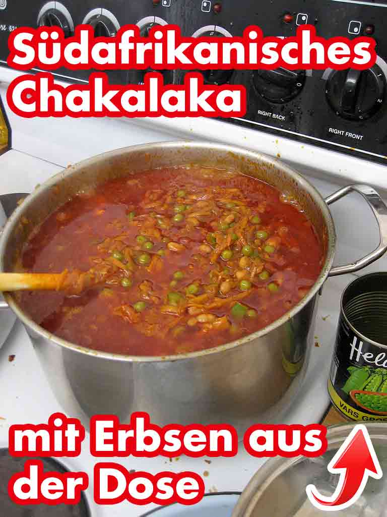 Original Chakalaka in Südafrika Ein Topf südafrikanisches Chakalaka mit Erbsen