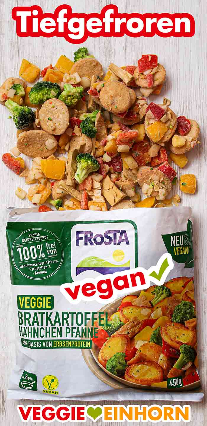 Das vegane Hähnchen ist aus Erbsenprotein. Die tiefgefrorene vegane Bratkartoffel Hähnchen Pfanne von Frosta
