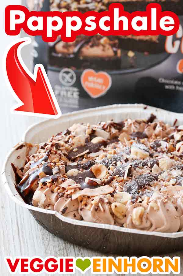 Die tiefgekühlte Choco Delish Torte in einer Pappschale Die tiefgefrorene Almondy Torte