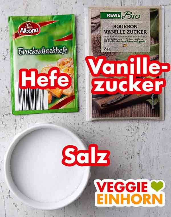 Trockenbackhefe von Aldi Albona, Bourbon Vanillezucker von Rewe Bio und Salz Trockenhefe, Vanillezucker und Salz