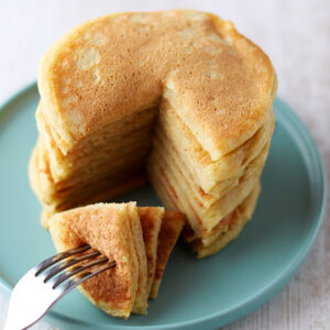 Vegane amerikanische Pancakes mit Ei Ersatz