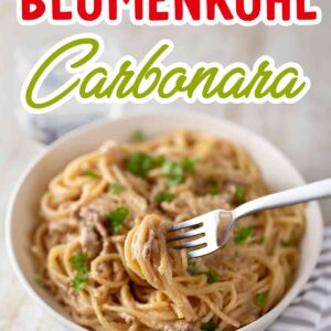 Spaghetti Carbonara mit Blumenkohl-Cashew-Soße und veganem Speck