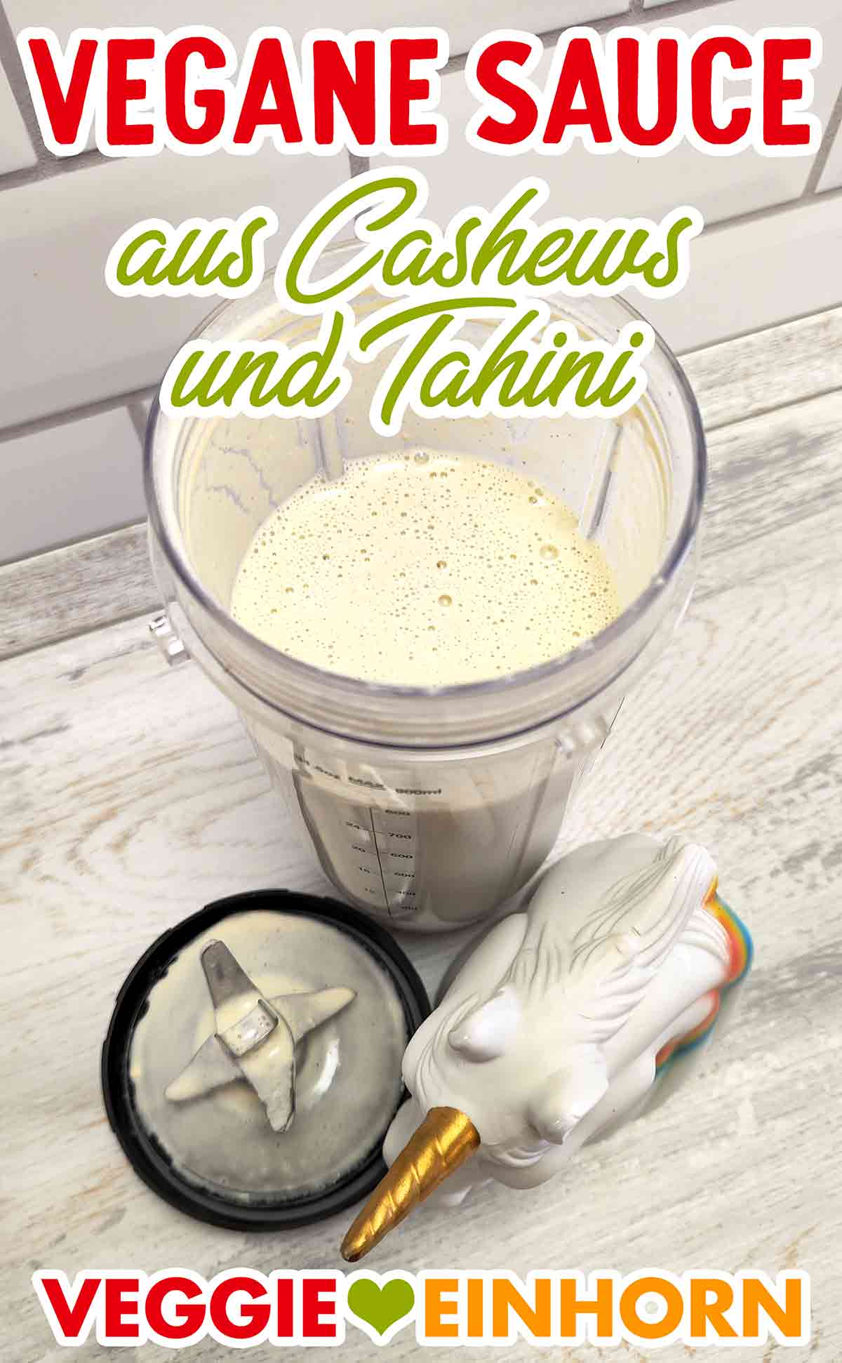 Die Cashew-Tahini-Soße ist eine leckere vegane Pasta Sauce ohne Tomaten. Vegane Soße aus Cashews und Tahini