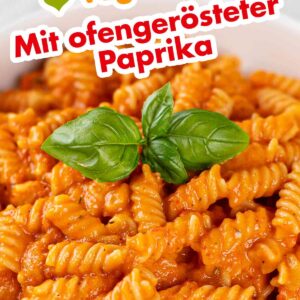 Rezept für cremige vegane Nudelsauce mit ofengerösteter Paprika