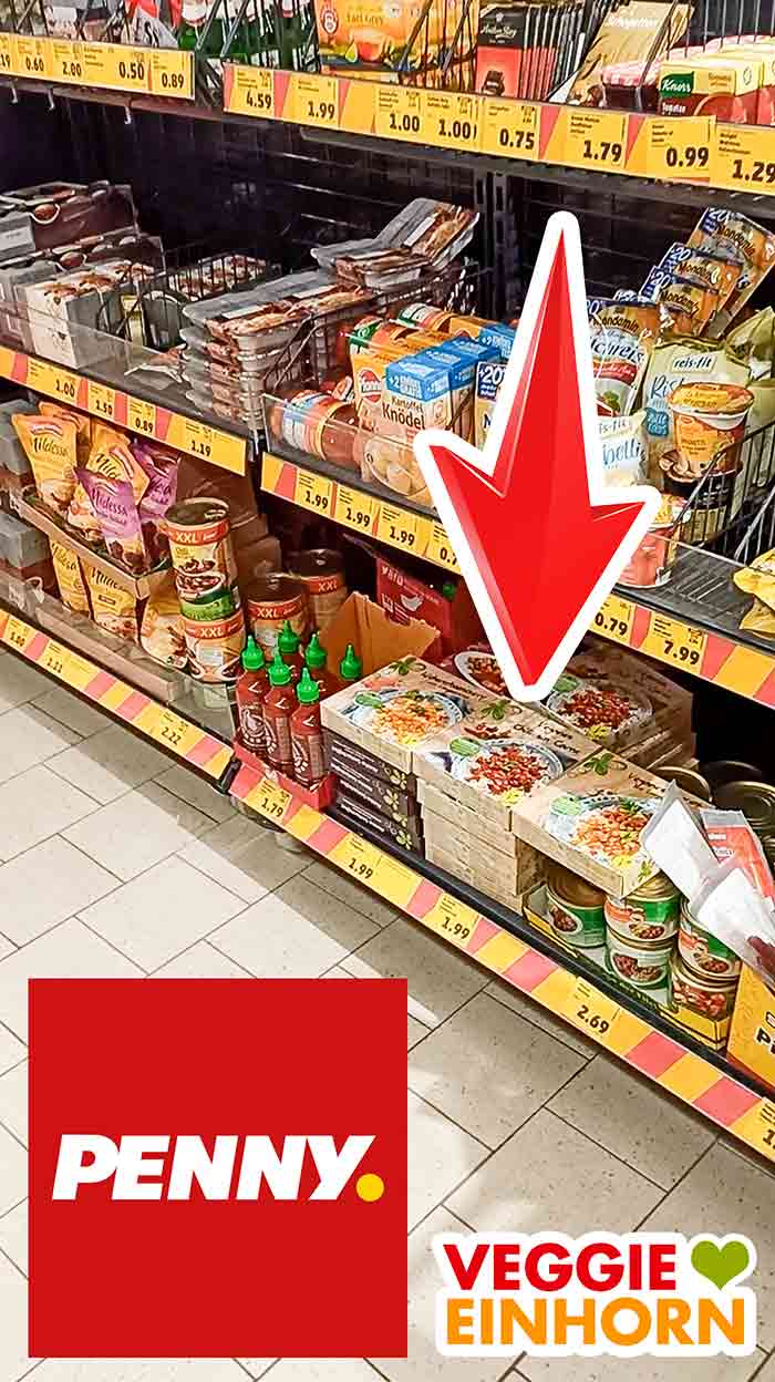 Veganes Fertiggericht Chili sin Carne im Supermarktregal Veganes Chili sin Carne von Du Darfst im Regal bei Penny