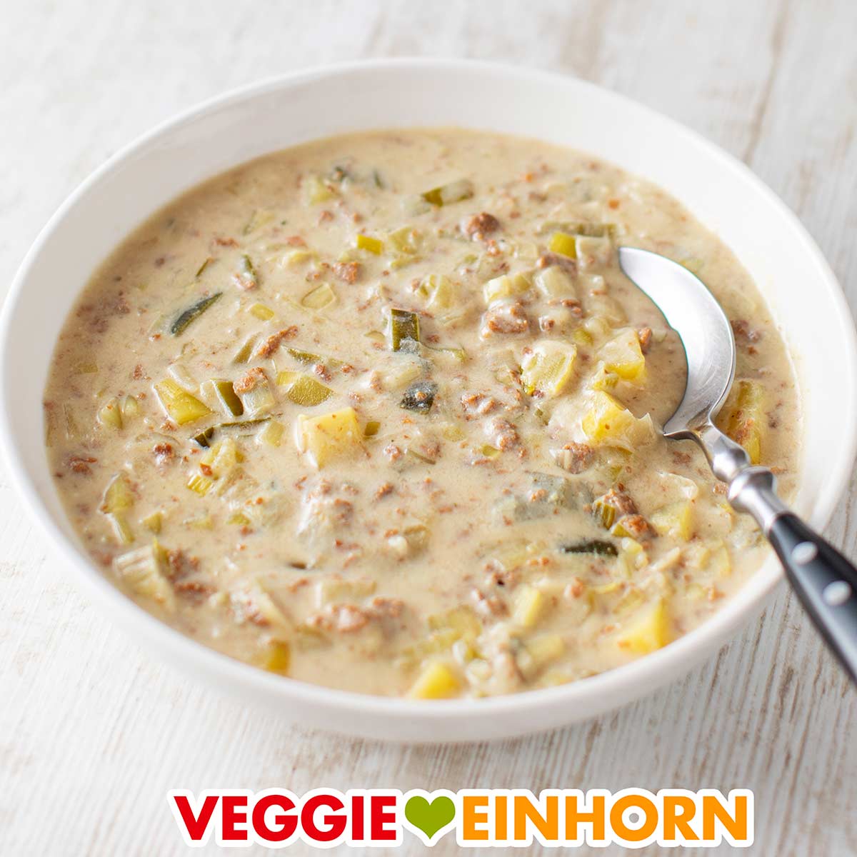 Käse Lauch Suppe mit veganem Hackfleisch