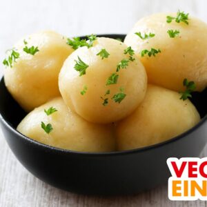 Vegane Kartoffelknödel in einer Schüssel