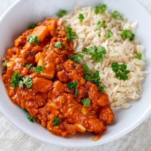 Vegane Linsenpfanne mit Grillkäse