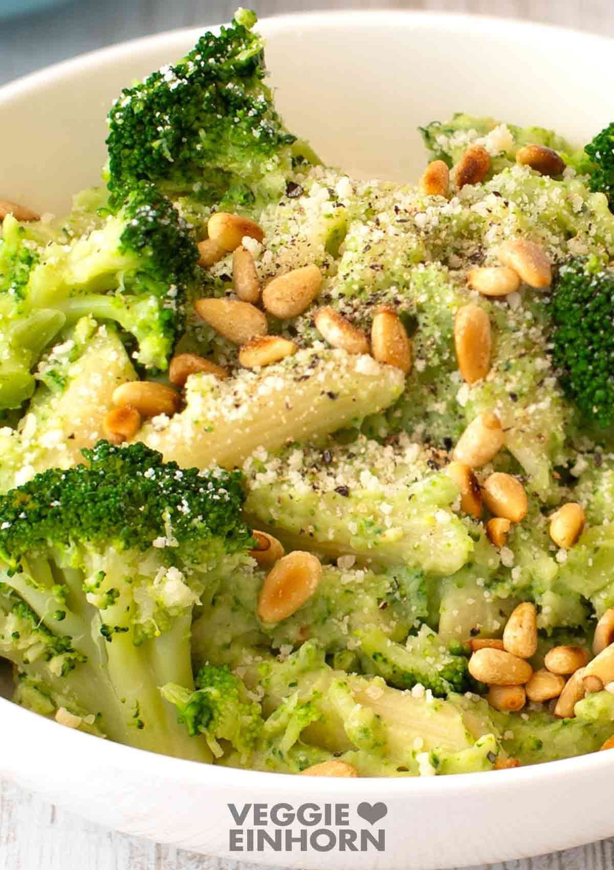 Vegane Brokkoli Nudeln Vegane Brokkoli-Pasta