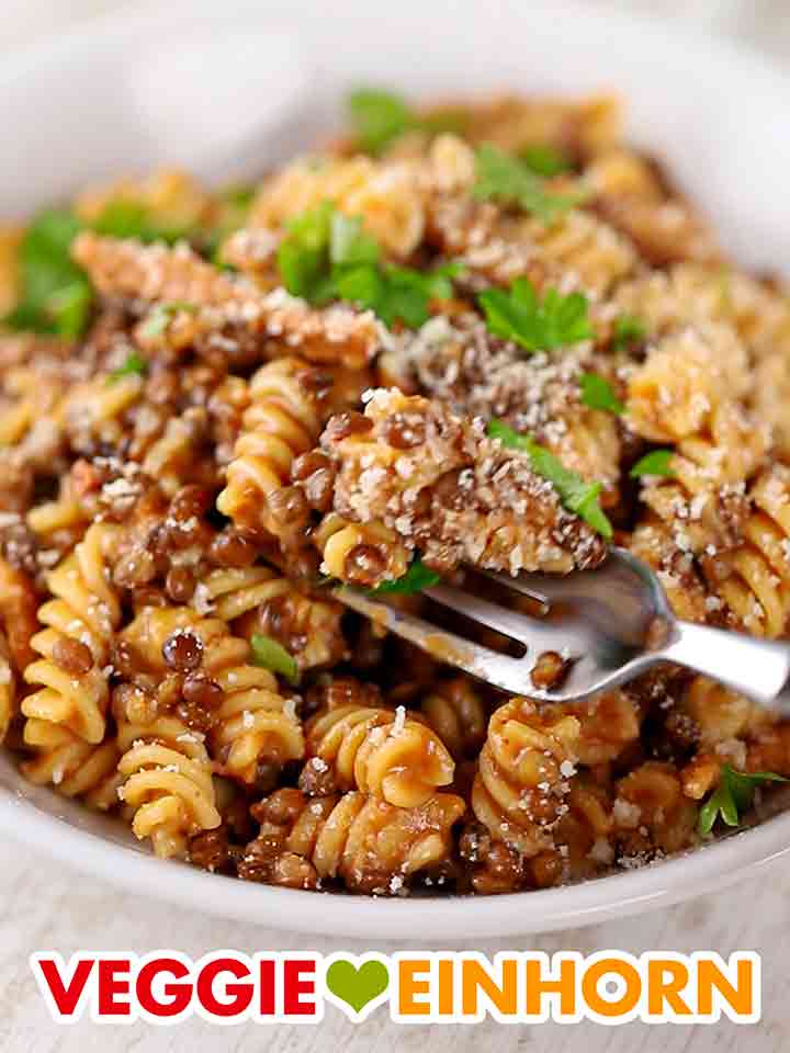 Teller mit Pasta e Lenticchie