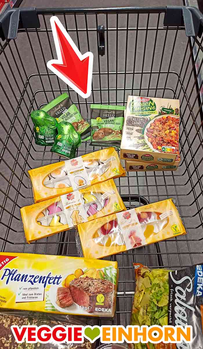 Lindt HELLO Vegan Creamy Hazelnut Eggs im Einkaufswagen bei Edeka Die gefüllten veganen Schokoeier von Lindt HELLO im Einkaufswagen