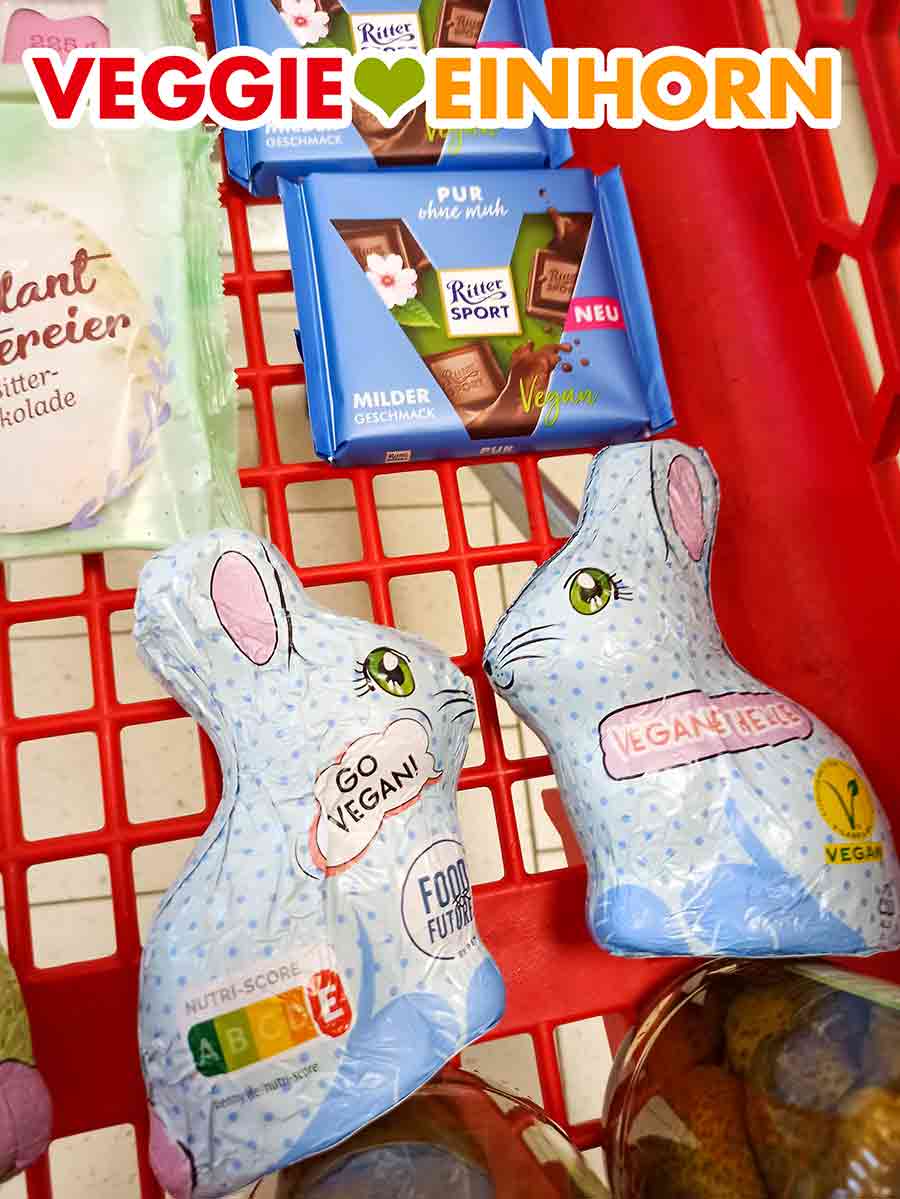 Vegane Schoko Osterhasen im Einkaufswagen bei Penny Vegane Helle Schokohasen von Penny im Einkaufswagen