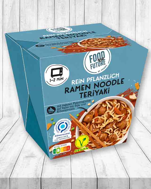 Eine Packung vegane Ramen Noodles Teriyaki von Penny