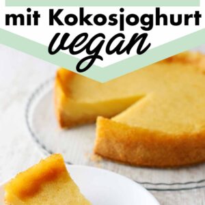Angeschnittener veganer Käsekuchen mit Kokosjoghurt