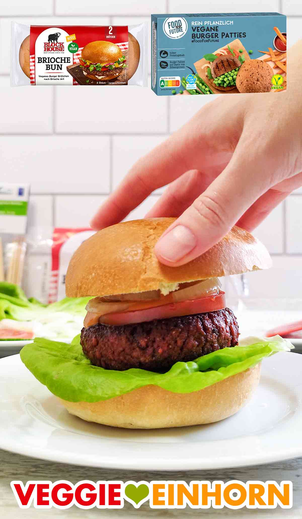 Der Patty ist schmaler als das Burgerbrötchen. Seitenansicht des veganes Burgers mit einem Patty von Penny und einem Brioche Bun von Block House
