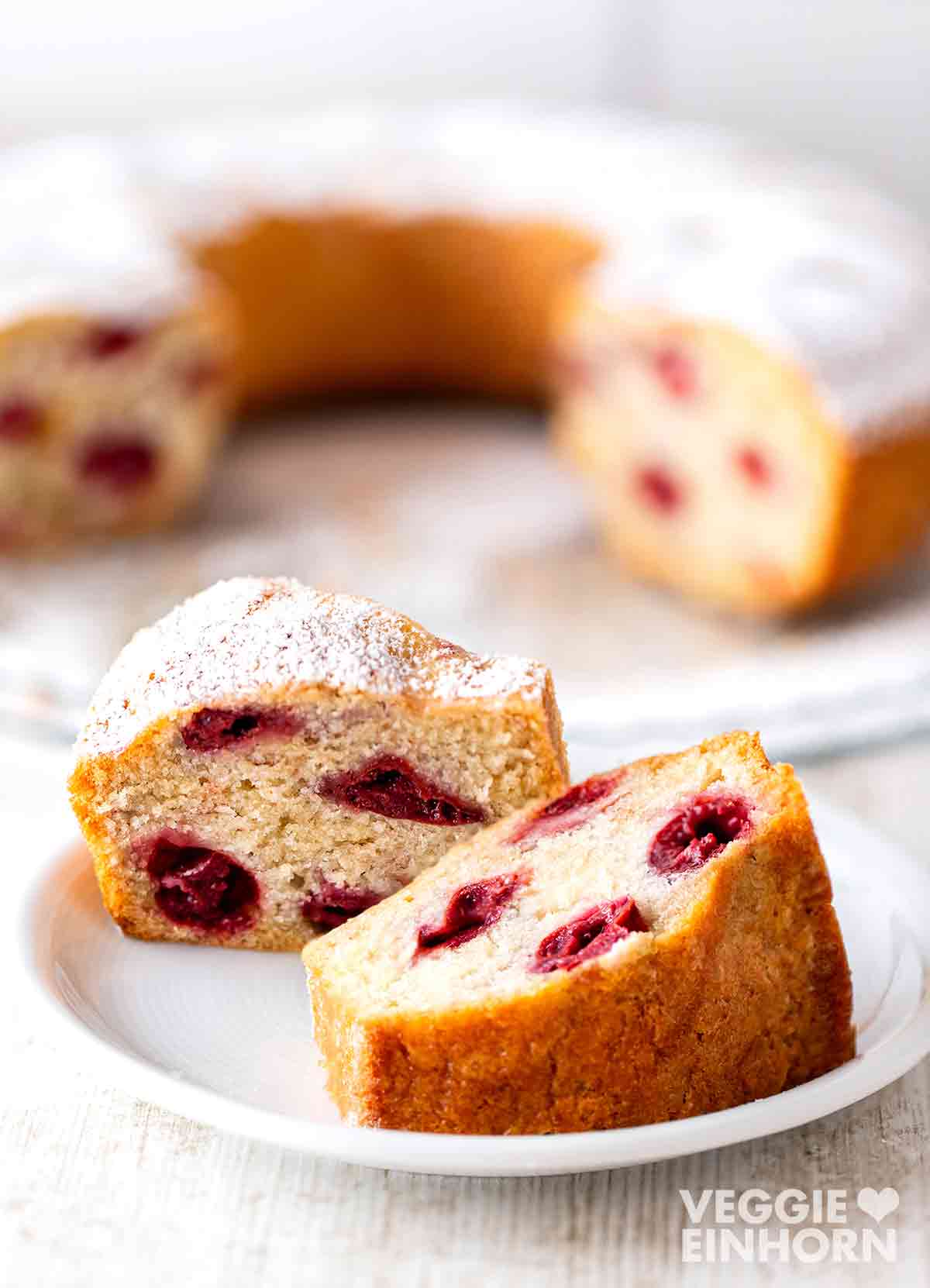 Der schnelle Kirschkuchen ist vegan. Schneller Kirschkuchen ohne Ei