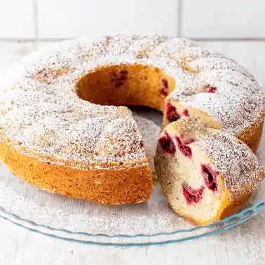 Saftiger veganer Kirsch Kuchen mit Rührteig