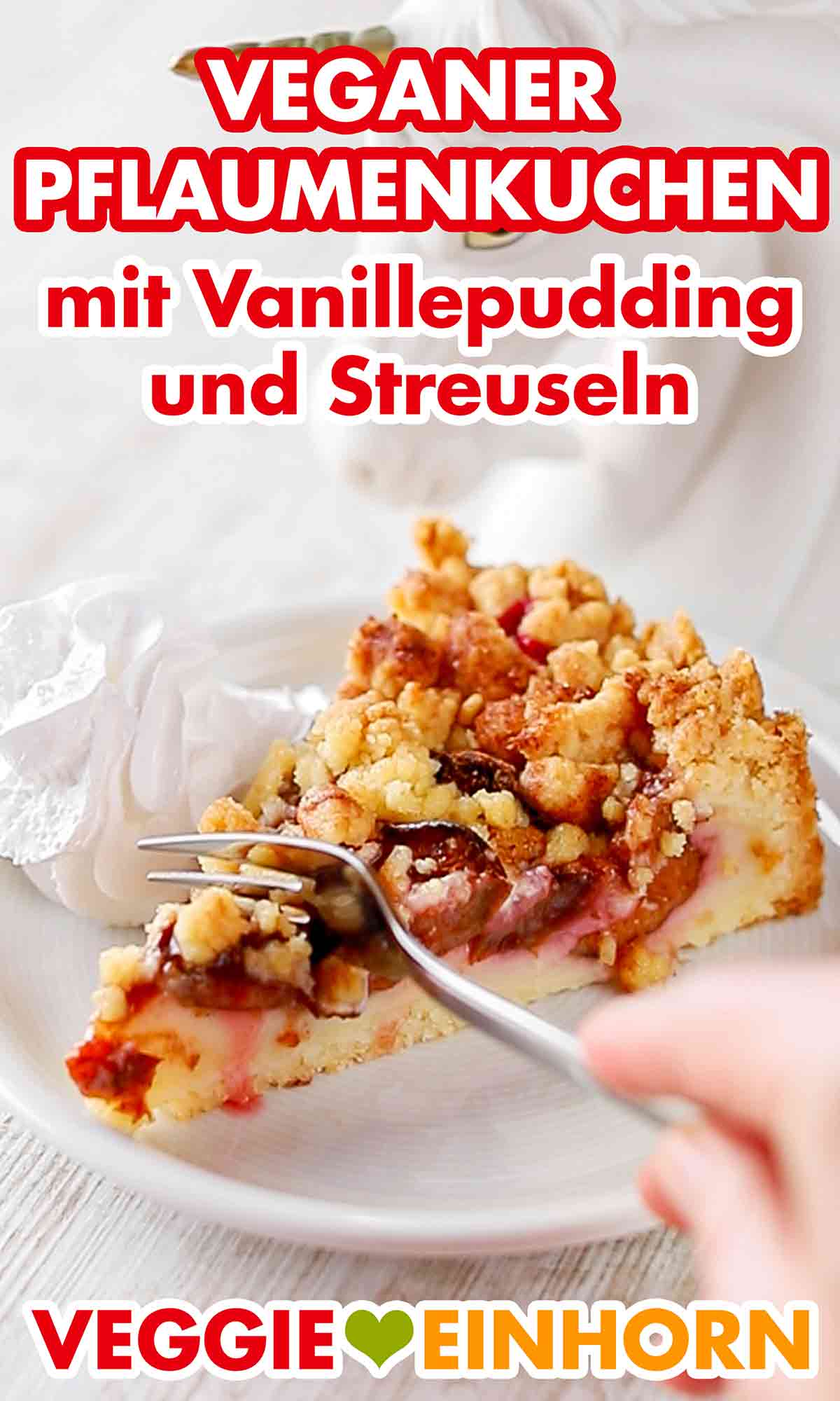 Veganer Streuselkuchen mit Zwetschgen und Pudding Veganer Pflaumenkuchen mit Vanillepudding und Streuseln