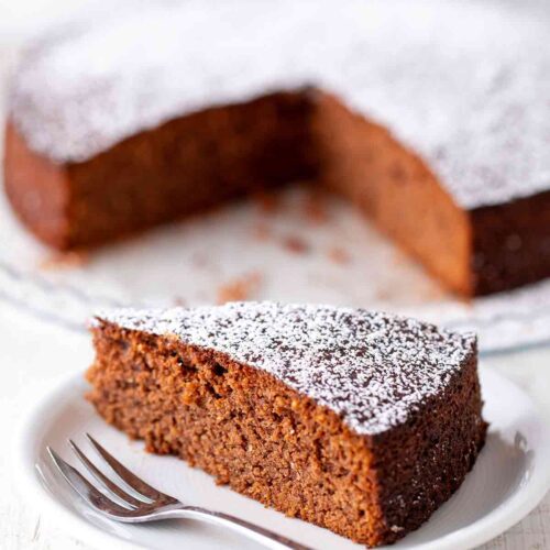 Veganer weihnachtlicher Schoko Gewürzkuchen