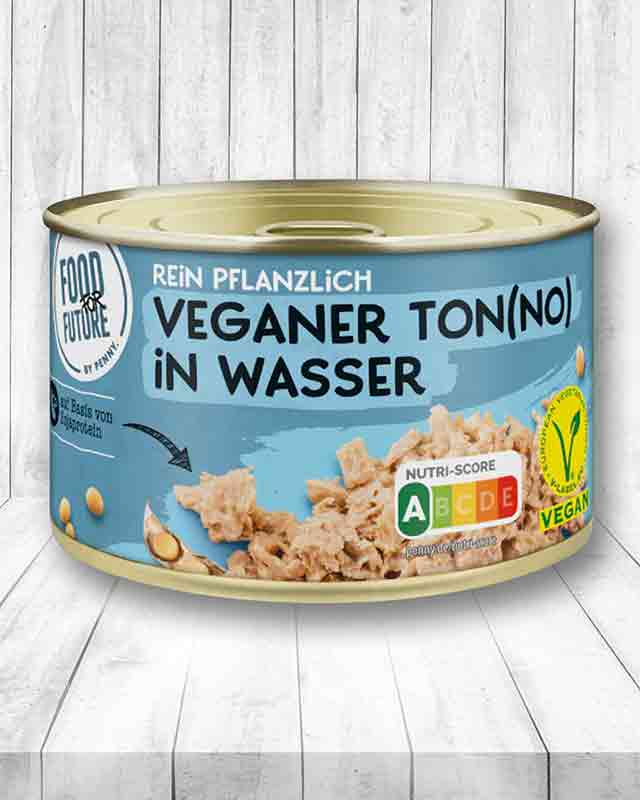 Eine Dose mit veganem Thunfisch in Wasser von Penny