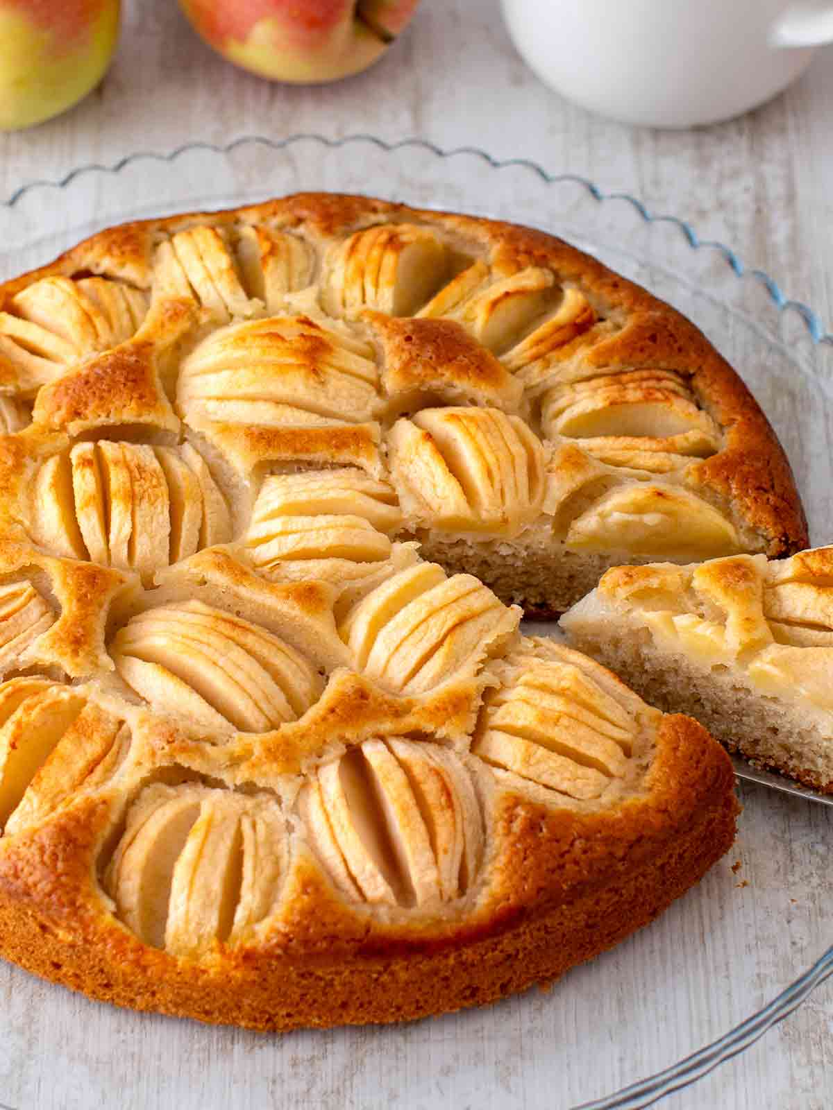Veganer versunkener Apfelkuchen mit Öl