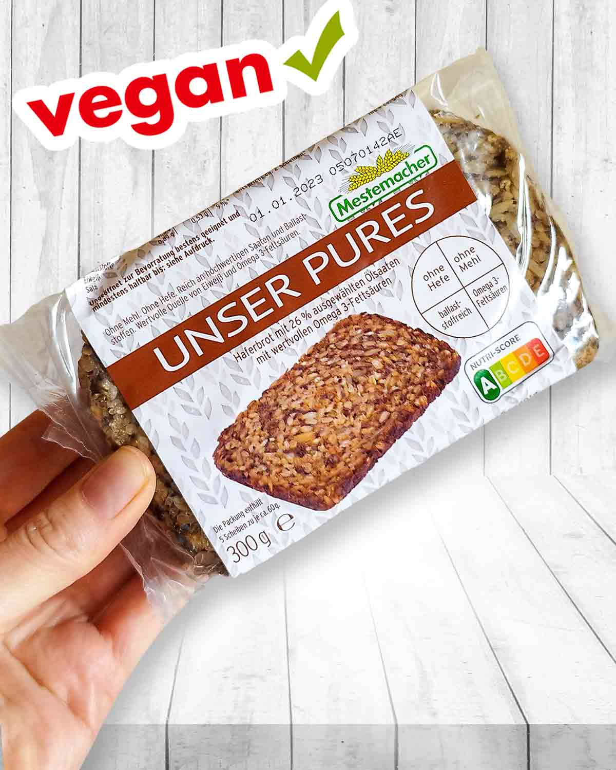 Unser Pures von Mestemacher ist ein veganes Haferbrot ohne Mehl und ohne Hefe. Mestemacher Unser Pures
