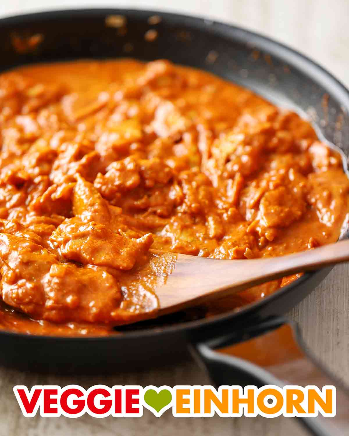 Das Chicken Korma ist vegetarisch und vegan. Einfaches veganes Chicken Korma