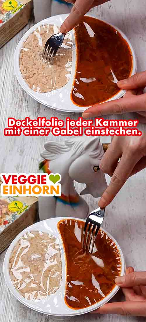 Die beiden Kammern der Menüschale werden mit einer Gabel eingestochen. Einstechen der Deckelfolie mit einer Gabel