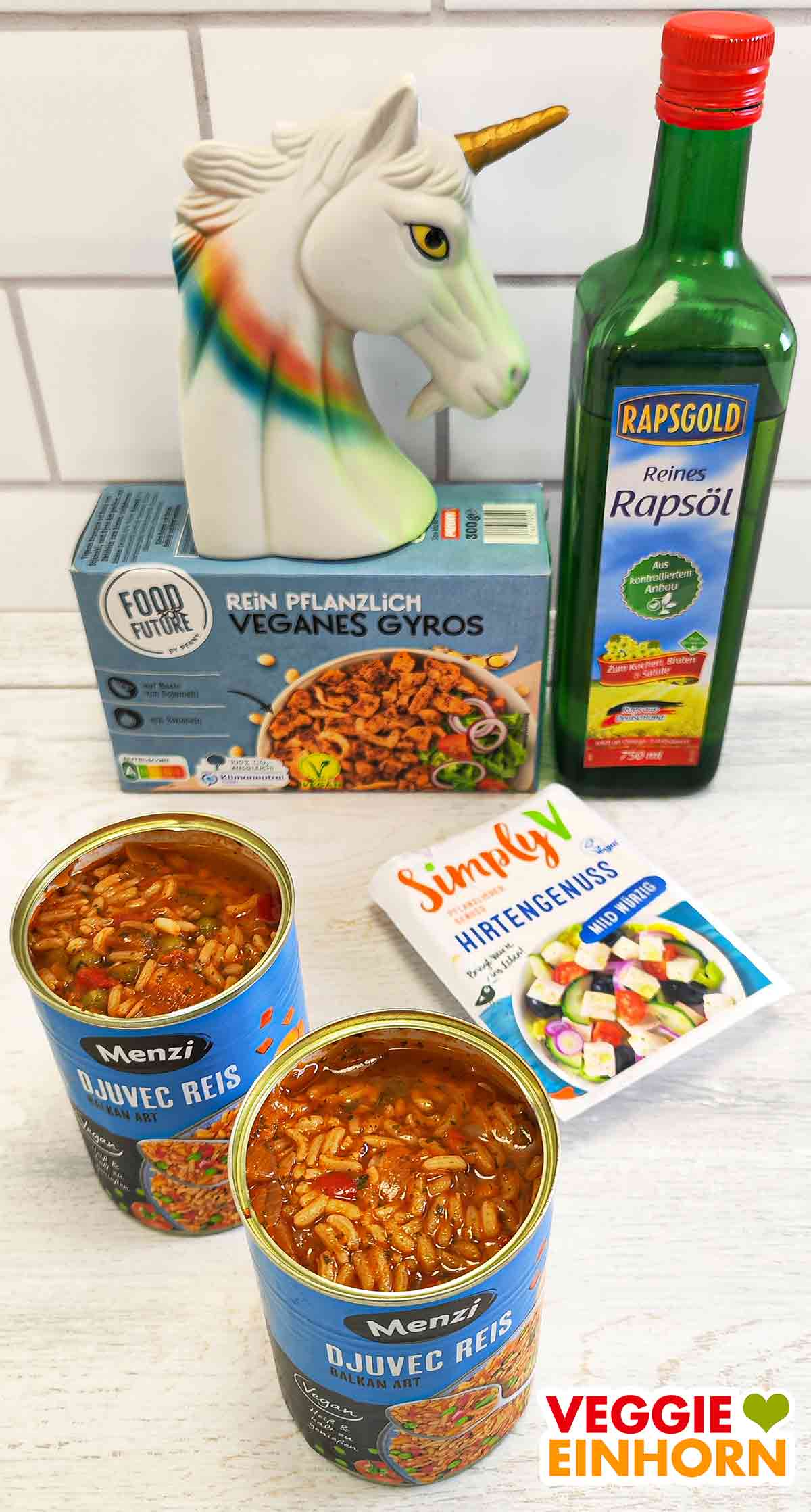Veganes TK Gyros von Penny Food for Future, Rapsgold Rapsöl, Simply V Hirtengenuss, Menzi Djuvec Reis Veganes Gyrosfleisch, Bratöl, veganer Fetakäse, zwei Dosen Djuvec Reis