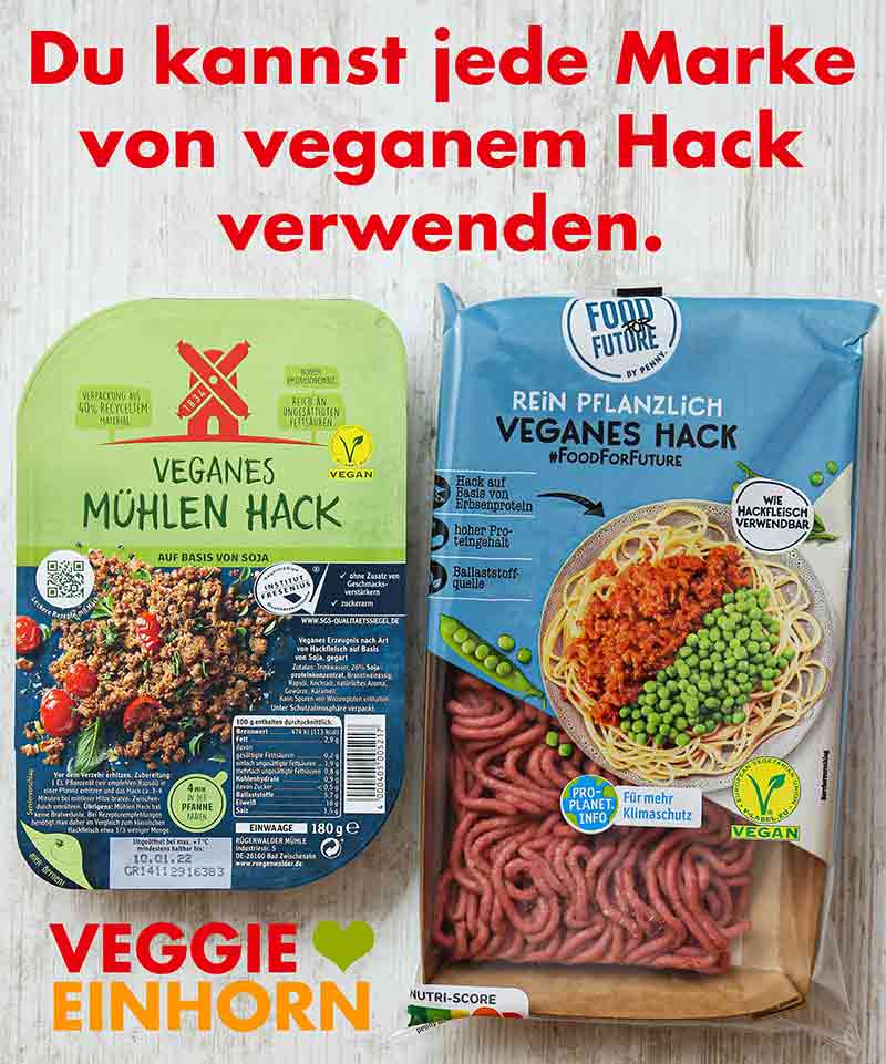 Jede Sorte von veganem Hack ist geeignet. Zwei verschiedene Packungen veganes Hackfleisch.