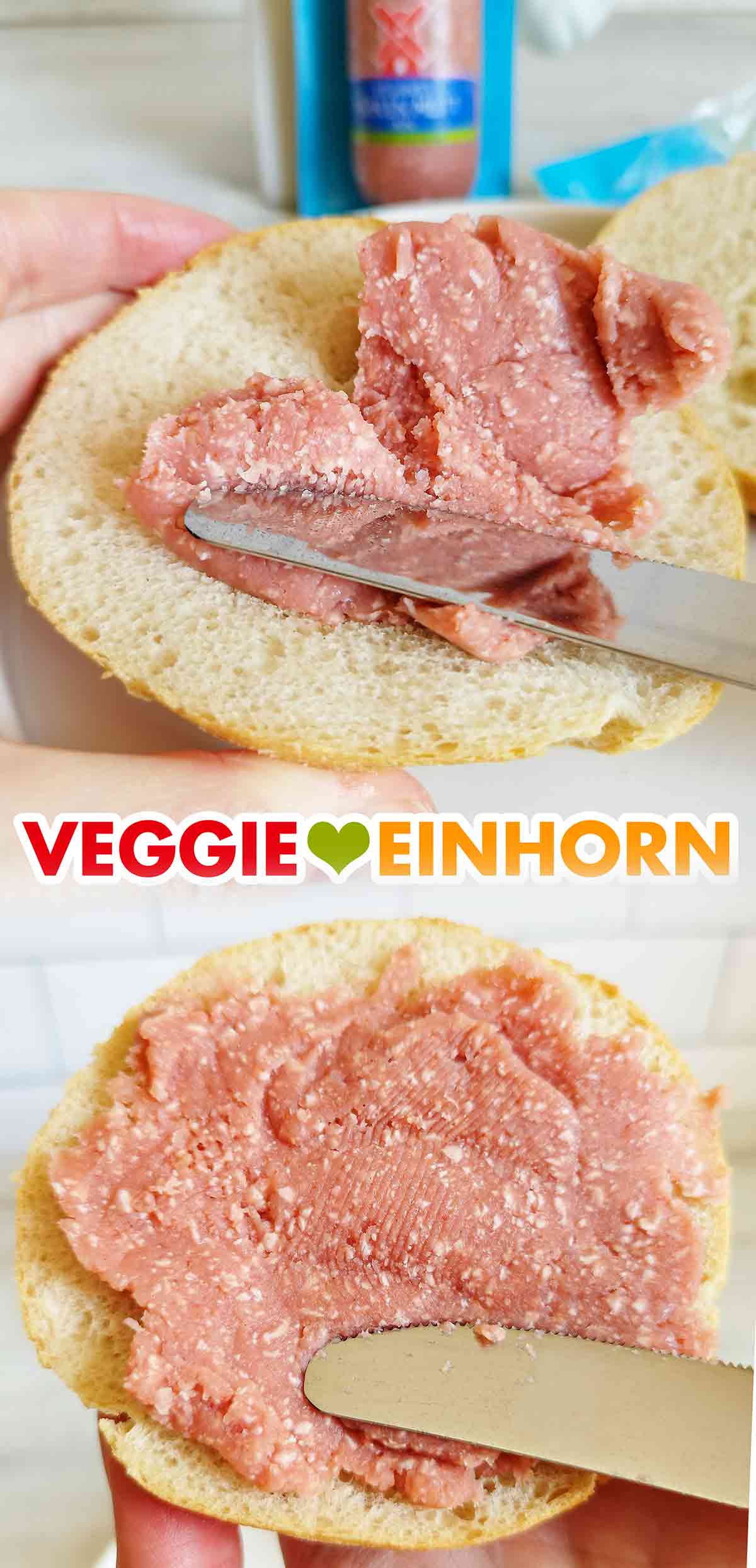Die Brötchen werden mit veganem Mühlen Mett bestrichen. Bestreichen der Brötchenhälfte mit veganem Mett von Rügenwalder