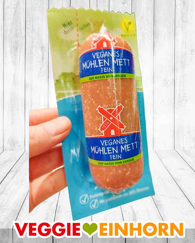 Eine Packung veganes Mühlen Mett von Rügenwalder