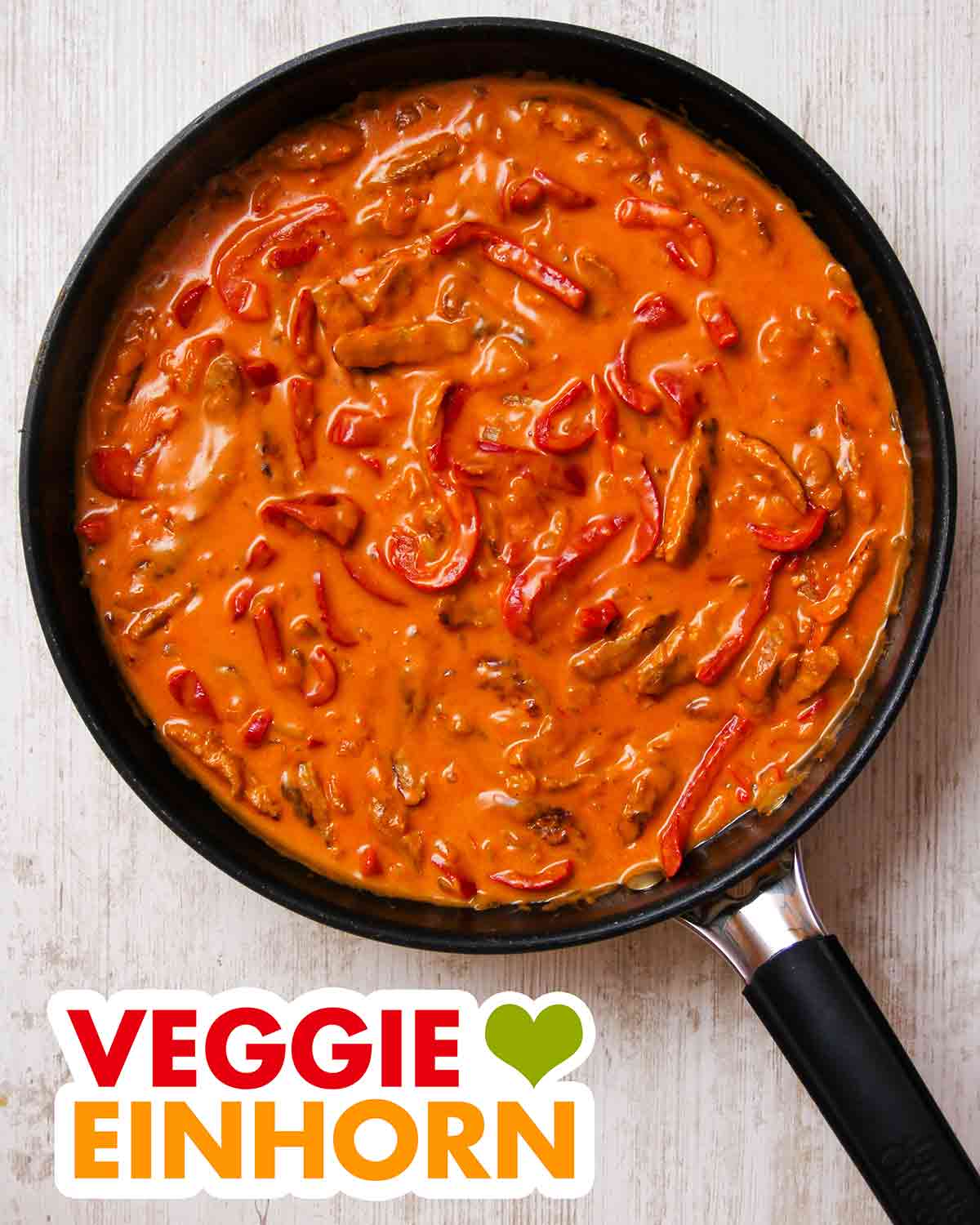 Veganes Paprika Rahm Geschnetzeltes
