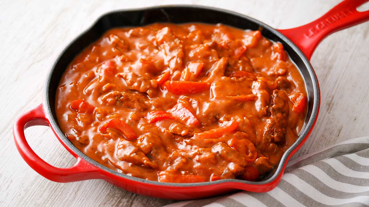 Veganes Paprika Rahm Geschnetzeltes mit Sojaschnetzeln