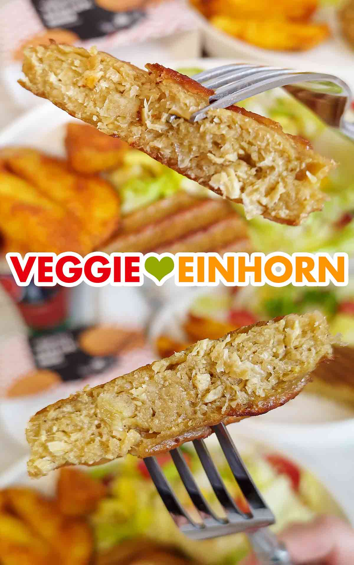 Gabel mit Vegafit Steak Ein Stück veganes Steak von Vegafit auf einer Gabel