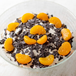 Veganes Weihnachtsdessert mit Mandarinen und Lebkuchen