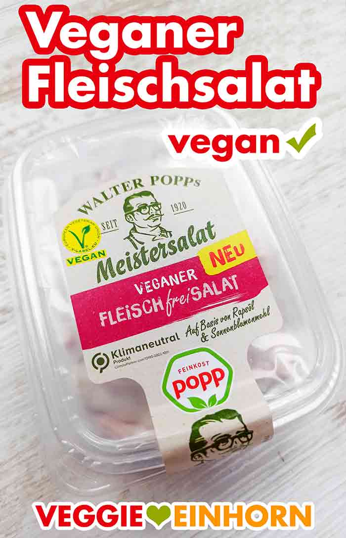 Der vegane Fleischsalat von Popp Feinkost ist in einer Plastikverpackung verpackt. Eine Packung veganer Fleischsalat von Popp Feinkost