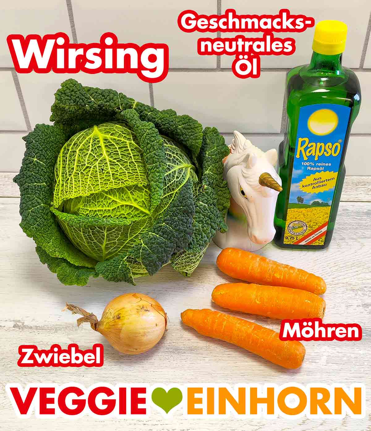 Ein Kopf Wirsing, Rapso Rapsöl, Zwiebel, Möhren Wirsing, geschmacksneutrales Rapsöl, Zwiebel, Möhren